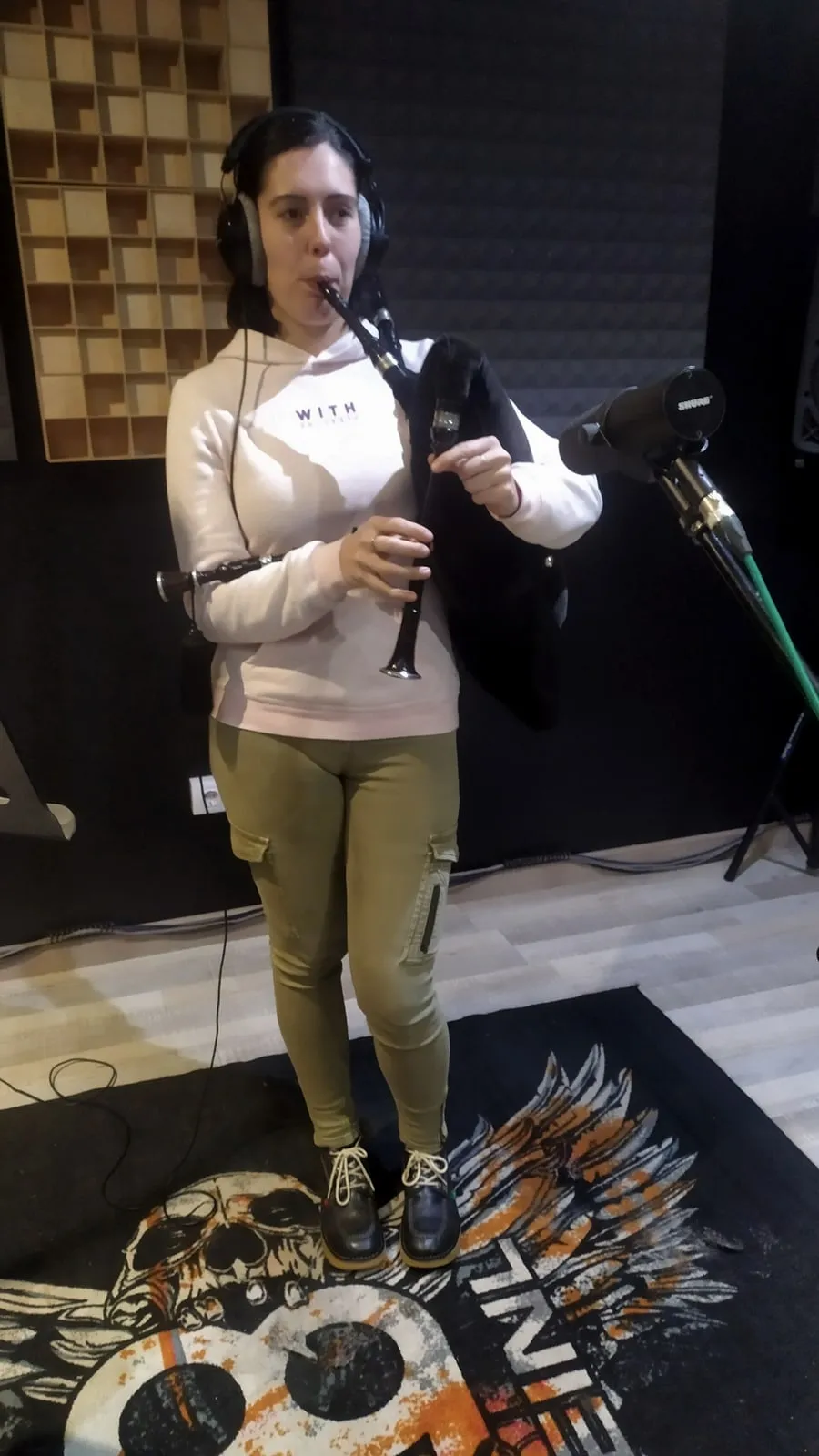 Elena (Charaviscas) en el estudio de Xonix Records