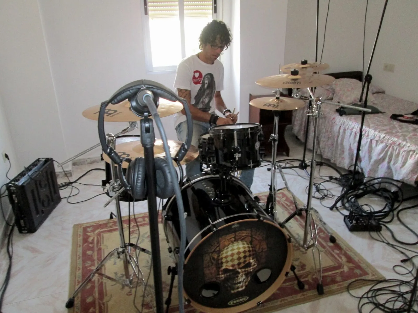 Félix Claros (Estrella Negra) en el estudio de Xonix Records