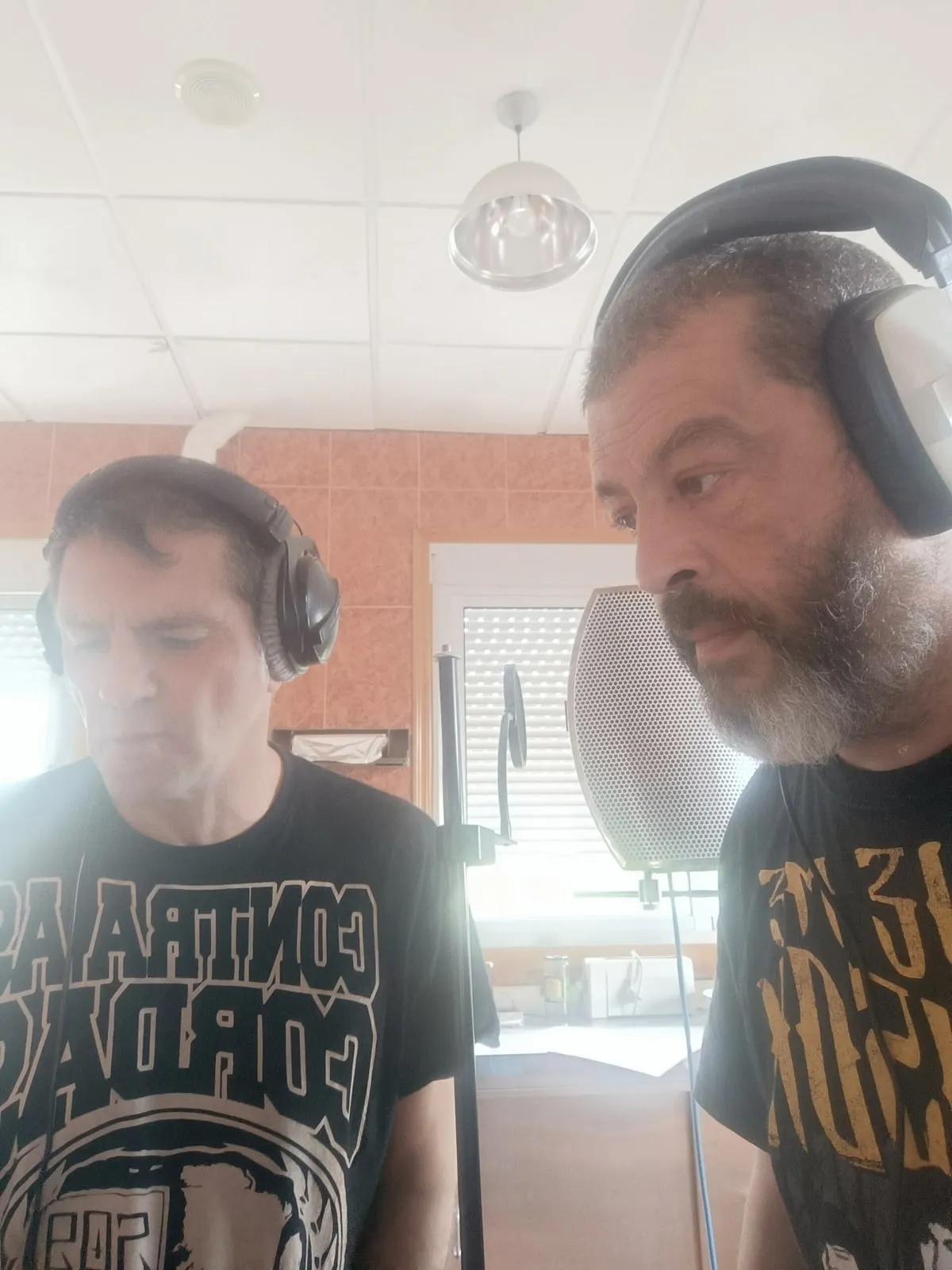 Juankar (Boikot) en el estudio de Xonix Records
