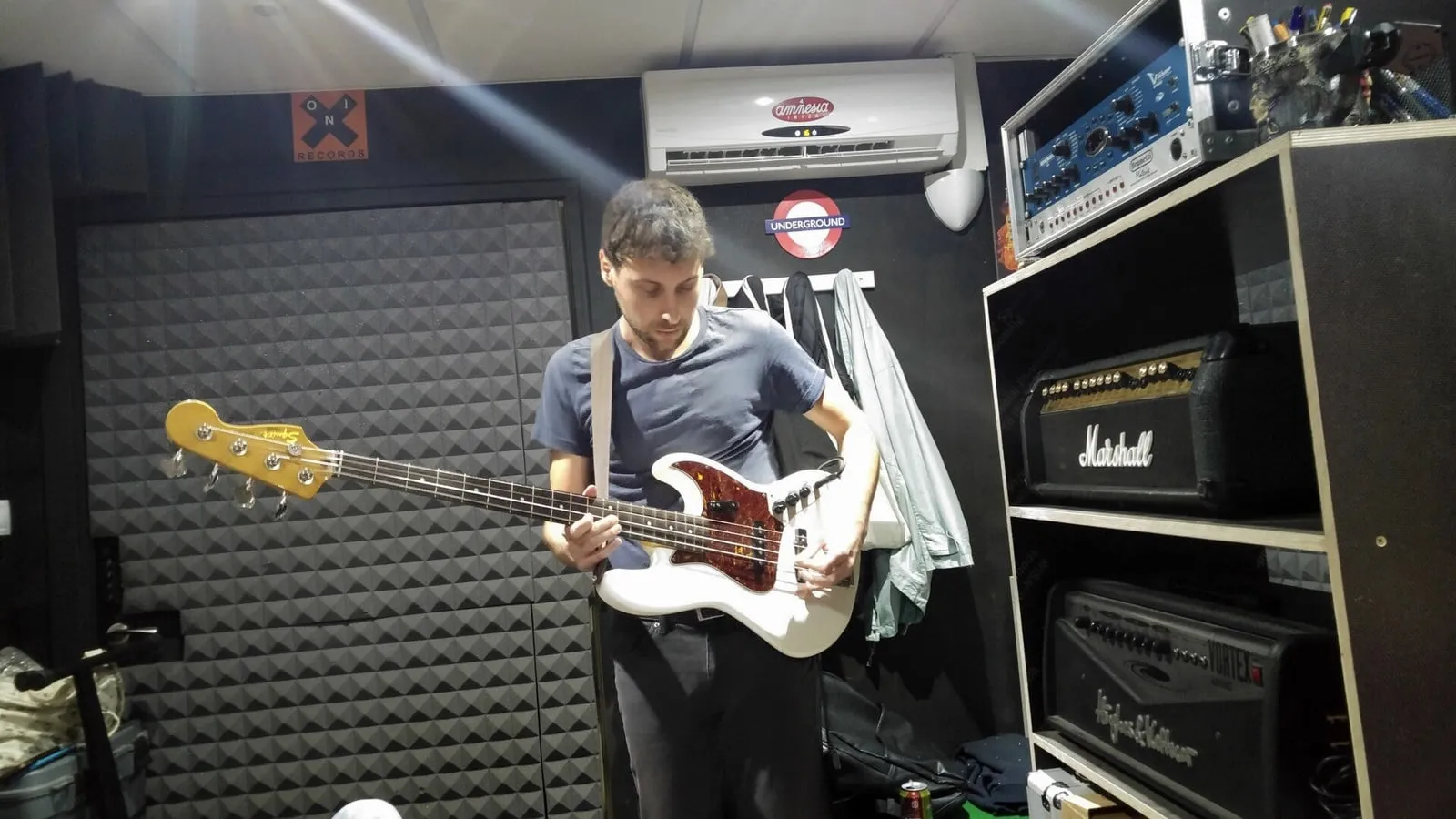 Pantis en el estudio de Xonix Records