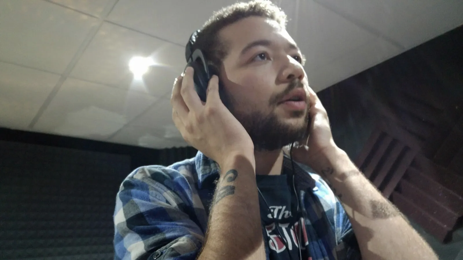 Rodrigo Ramos en el estudio de Xonix Records