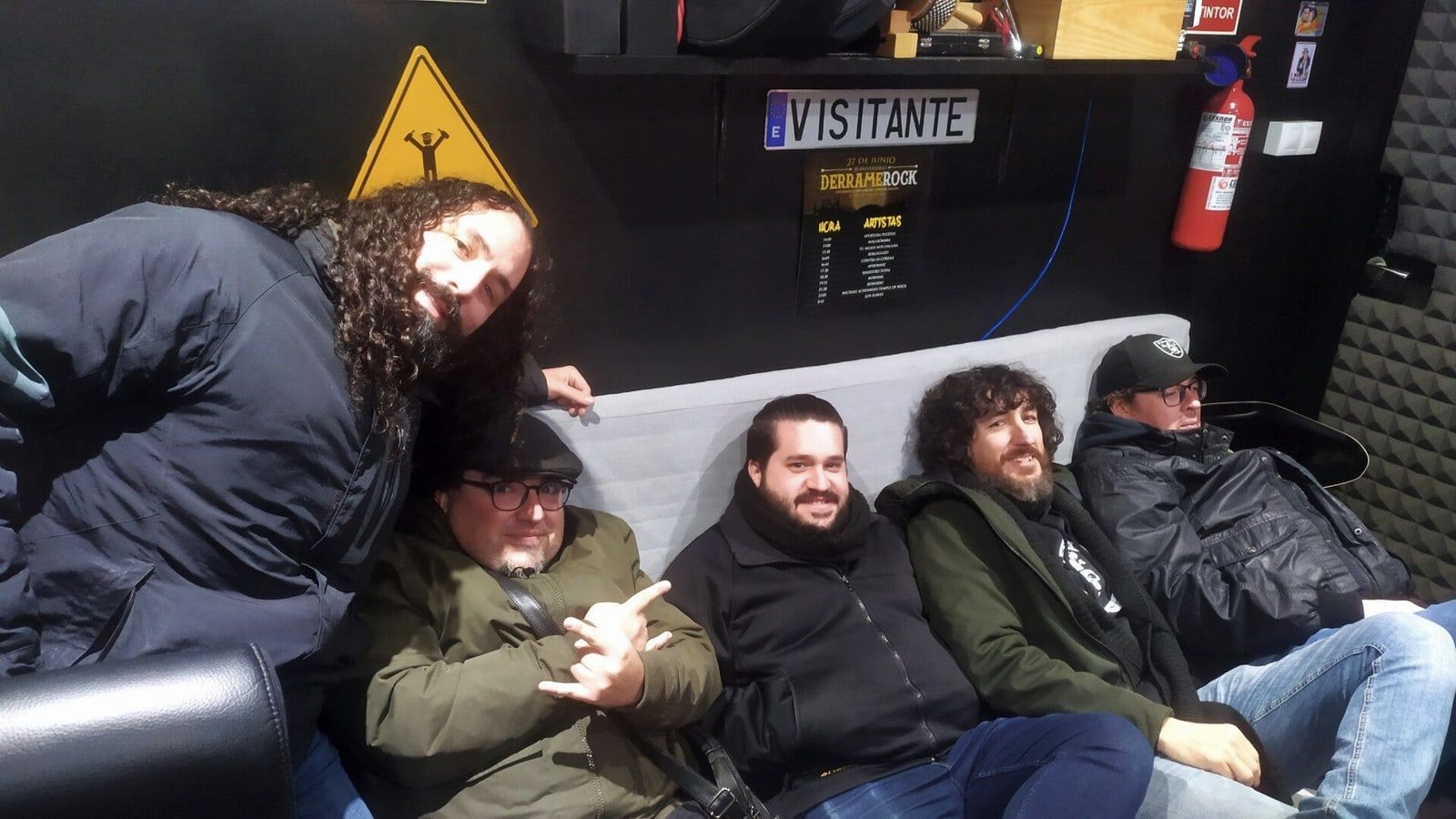 The Buyakers en el estudio de Xonix Records